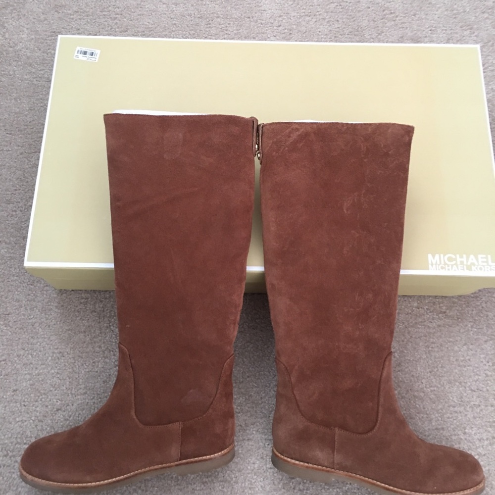 Michael Kors Suede Kenton Flat Boot, 5.5.